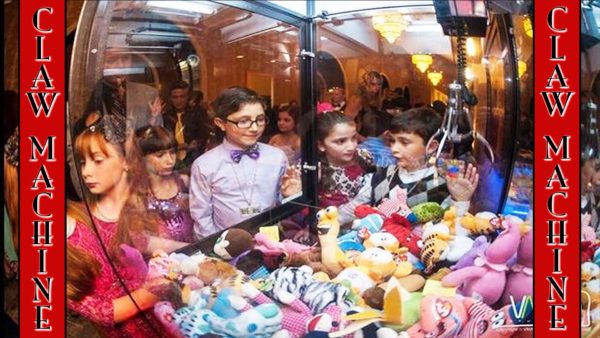 claw machine 1920x1080 4